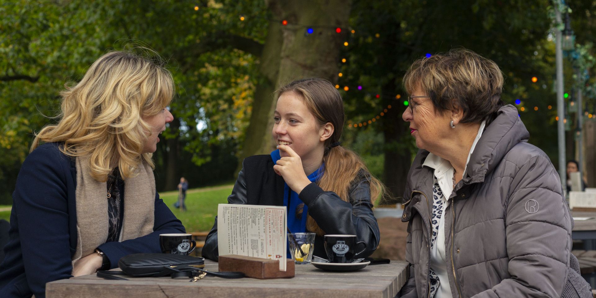 familie op terras