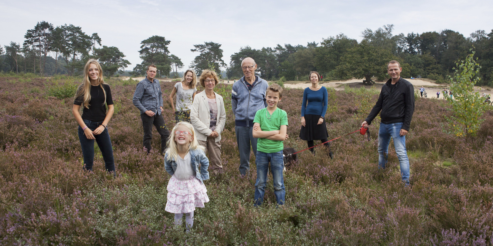 familie in natuur